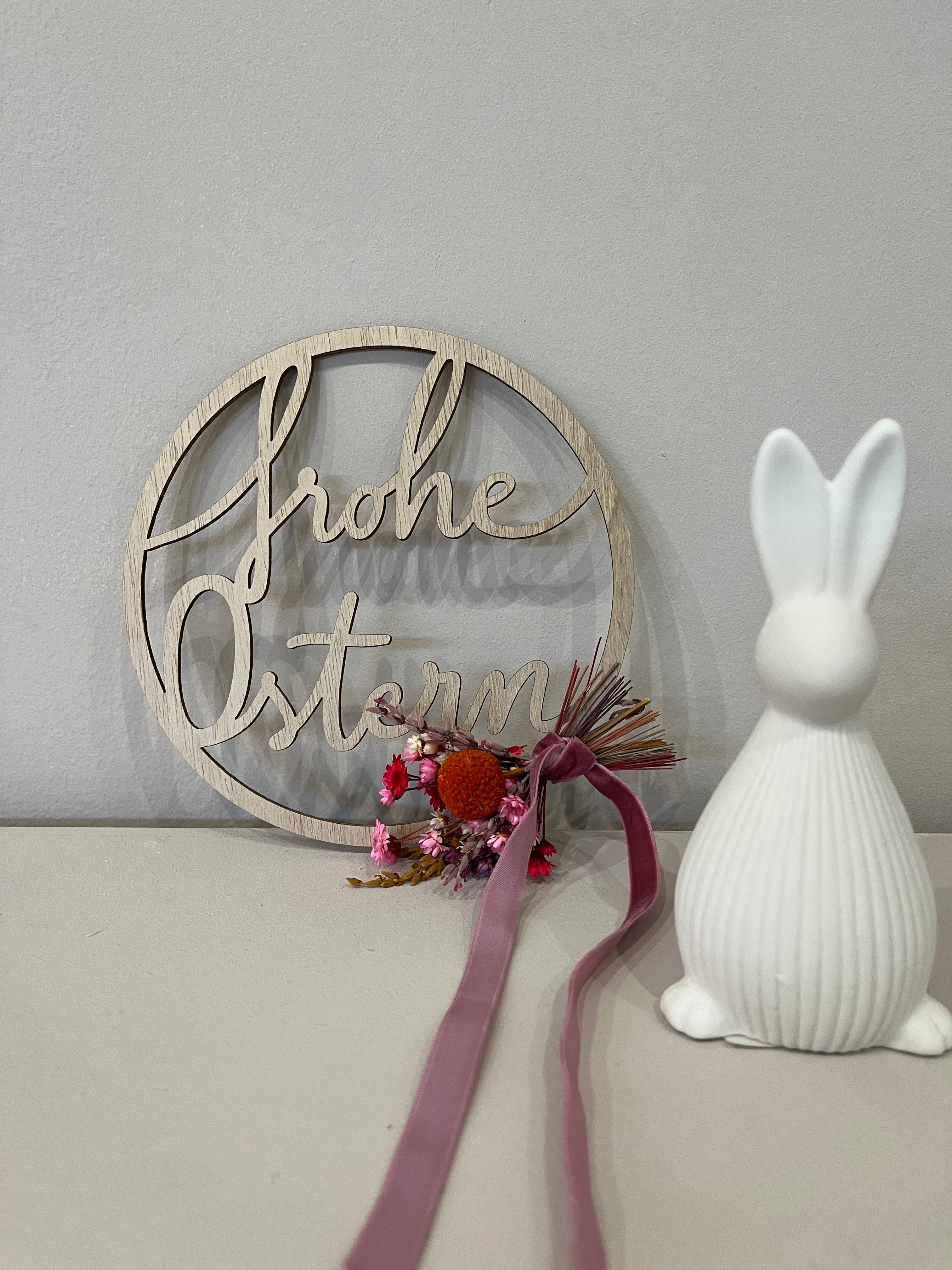 Eulenschnitt Holzkranz "Frohe Ostern" - Outlet - Lykke&You GmbH