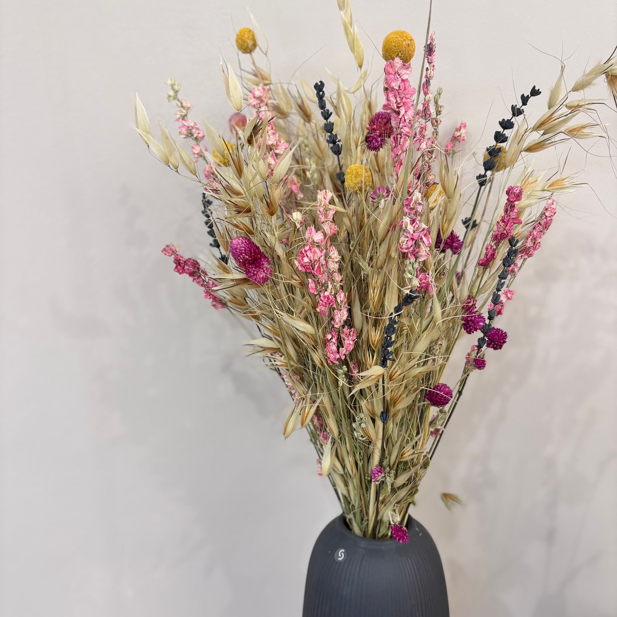 Wiesenglück - Natürlicher Trockenblumenstrauß in beige-rosa