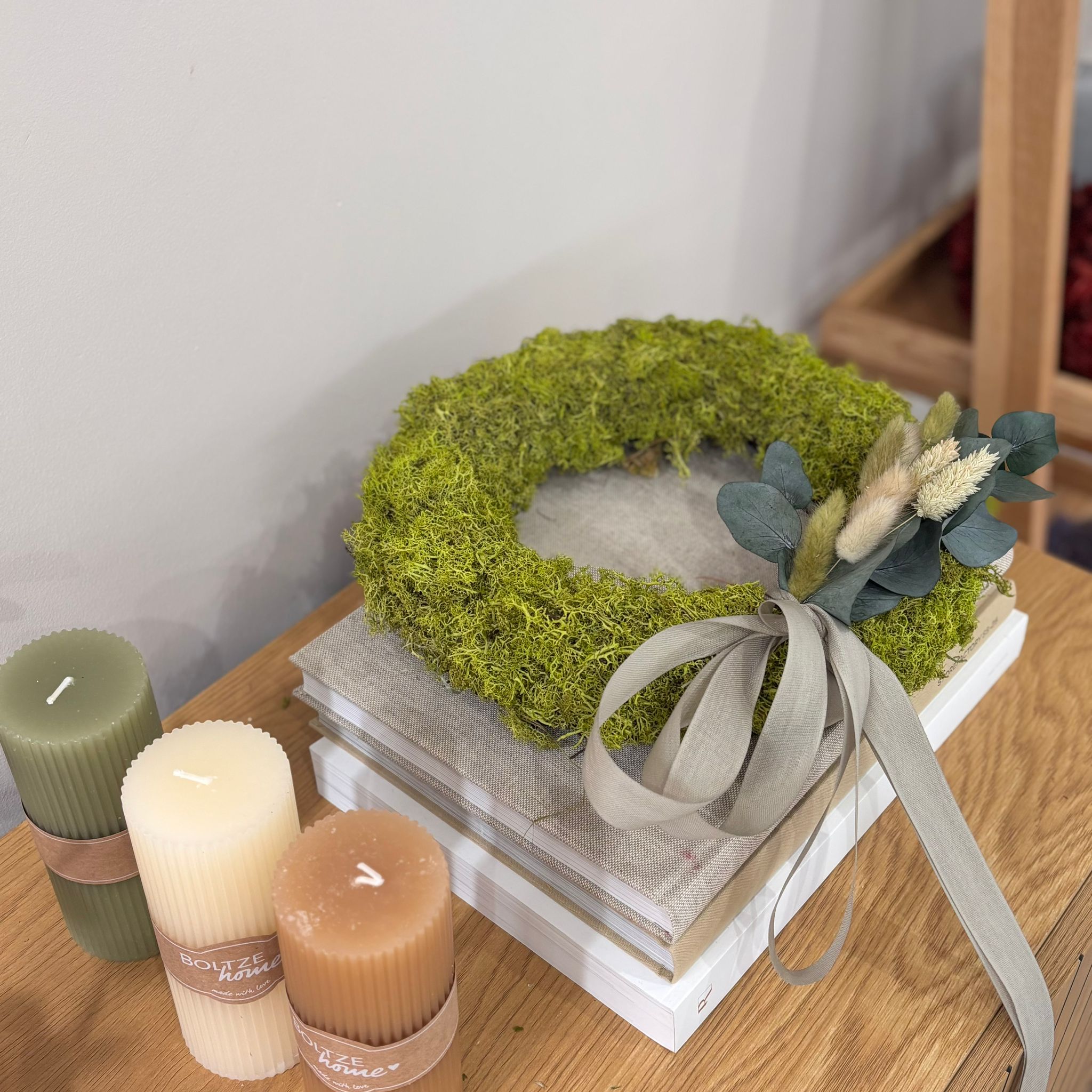 Reindeer-Moos: Isländischer Reindeermooskranz mit Gesteck grün - Lykke&You GmbH