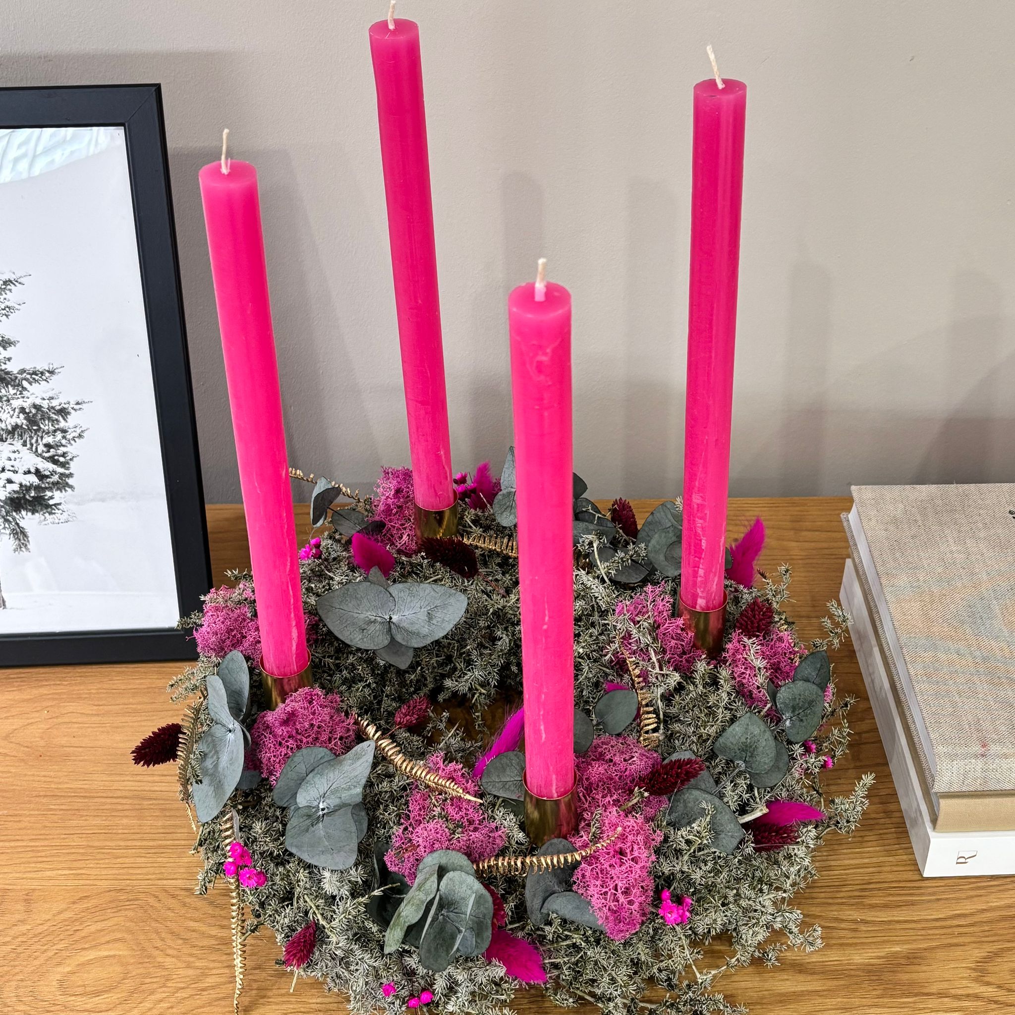 Adventskranz "Frost & Fuchsia" in grün pink