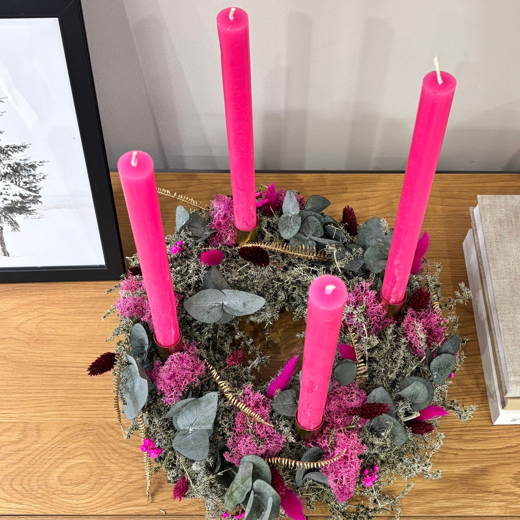 Adventskranz "Frost & Fuchsia" in grün pink