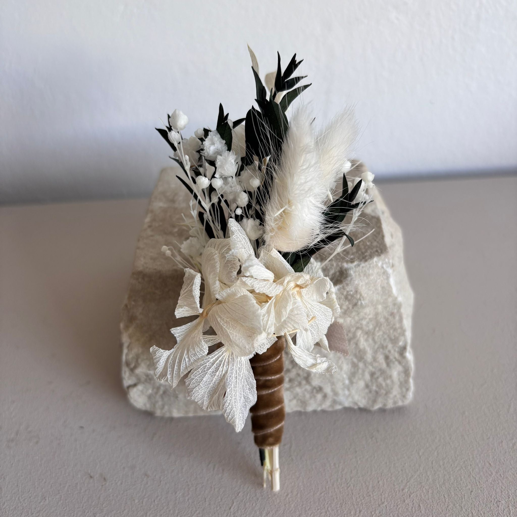 Anstecker Bräutigam Hortensie weiß - OUTLET