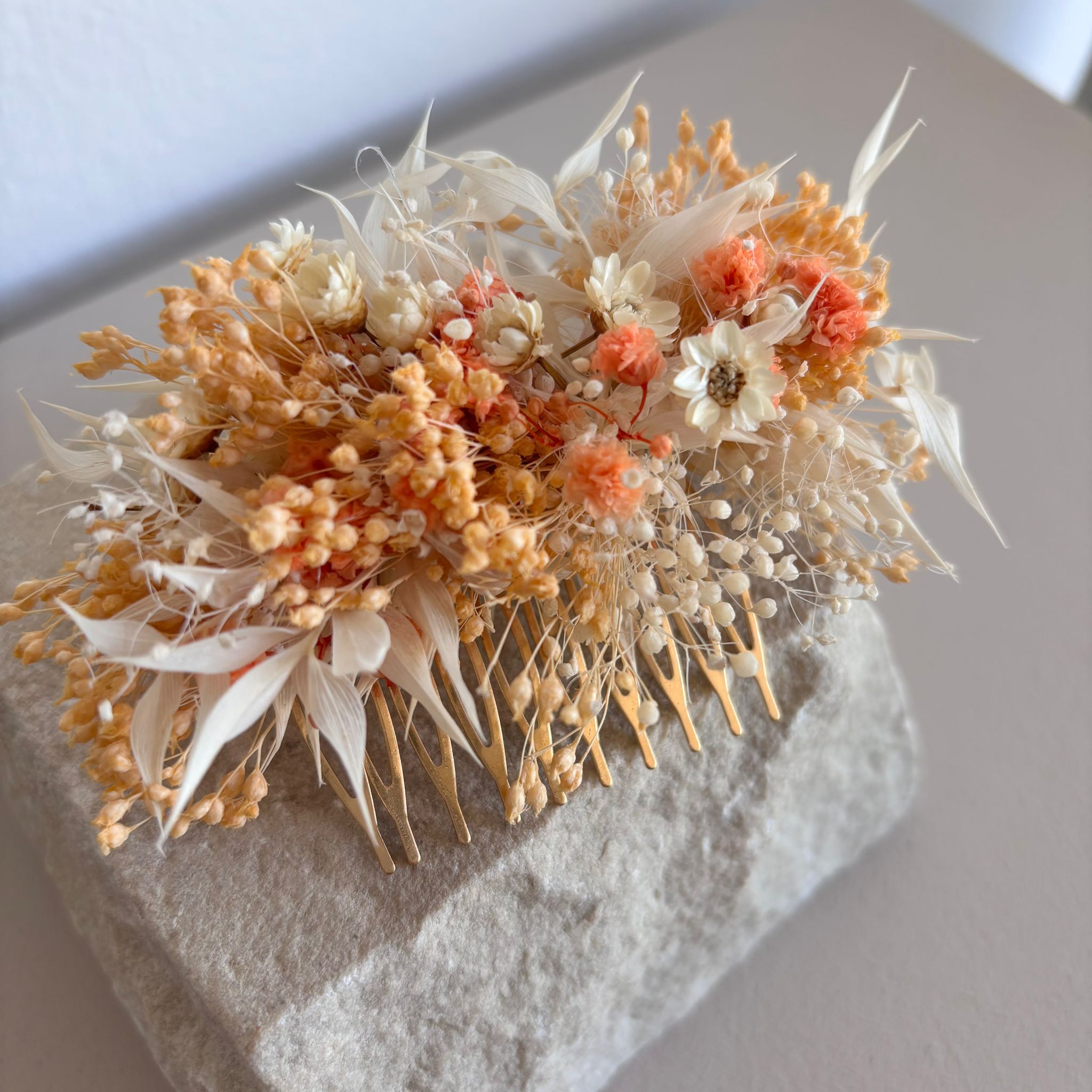 Haarkamm Trockenblumen weiß orange - OUTLET