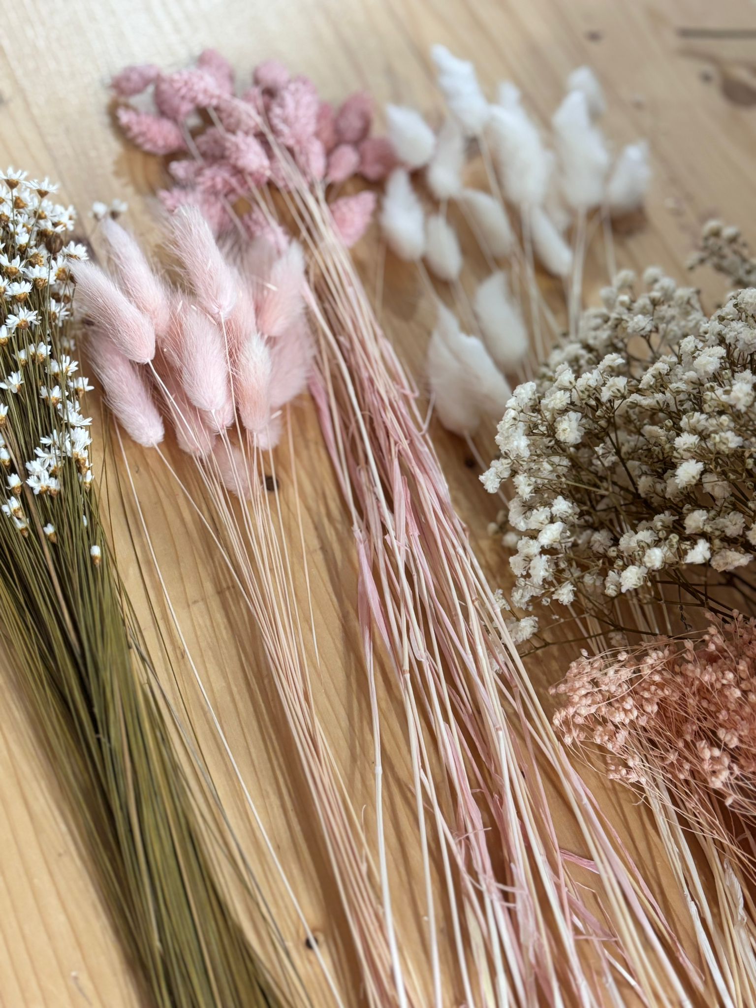 DIY: Trockenblumenkranz Marie in beige rosa - Lykke&You GmbH