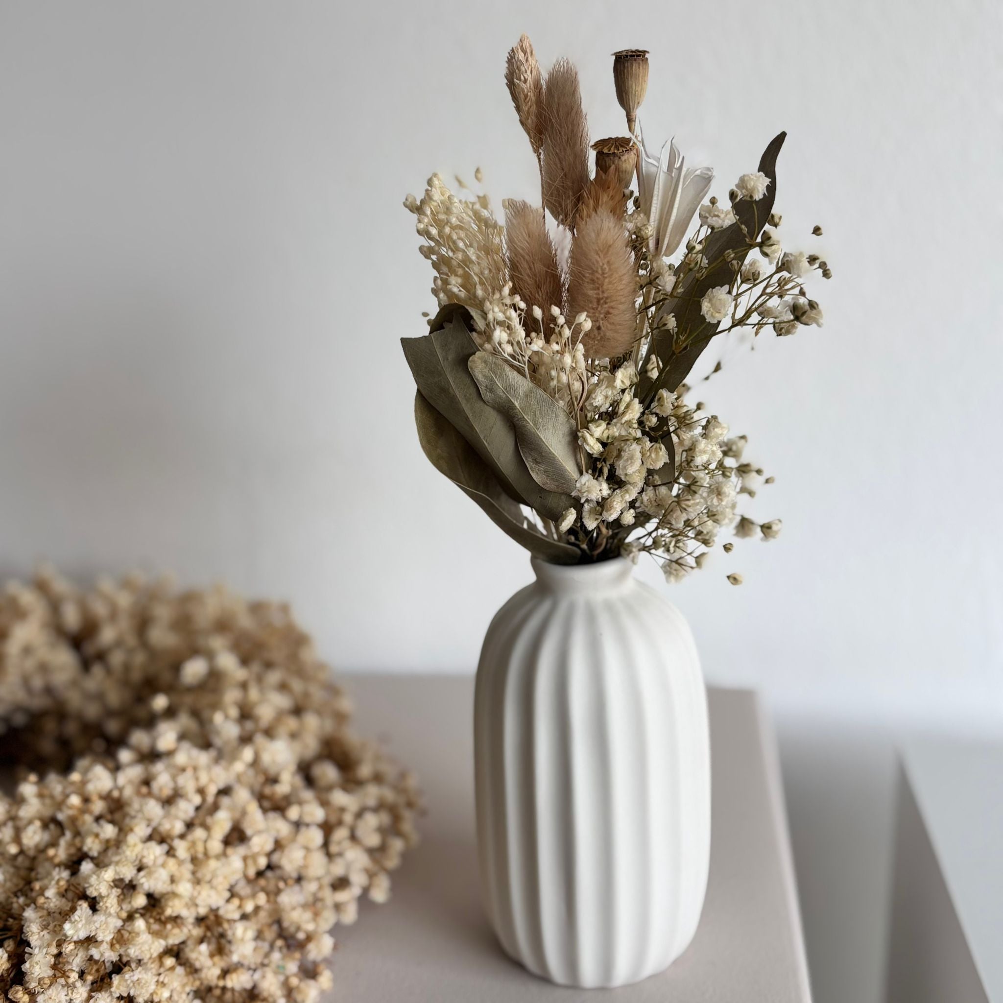 Dean&David: Combination vase and dried flower bouquet