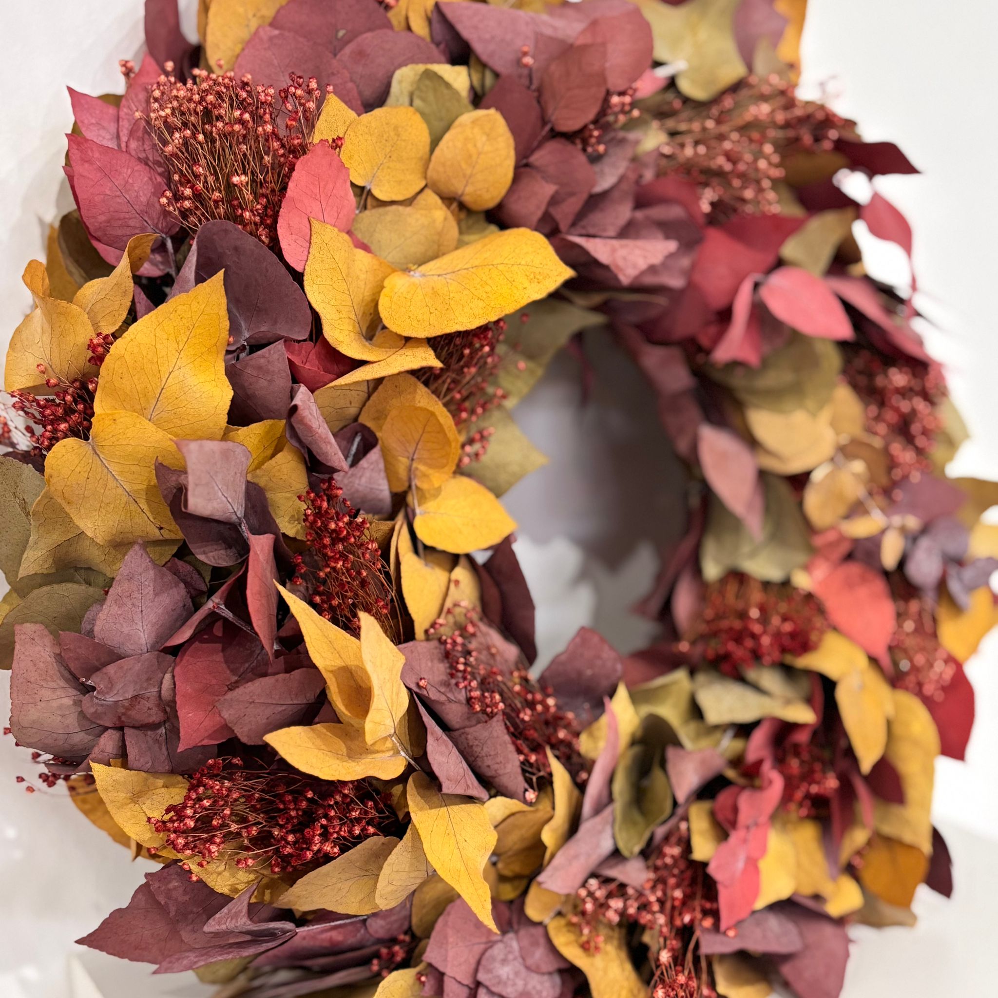 Advent wreath dried flowers “eucalyptus red”