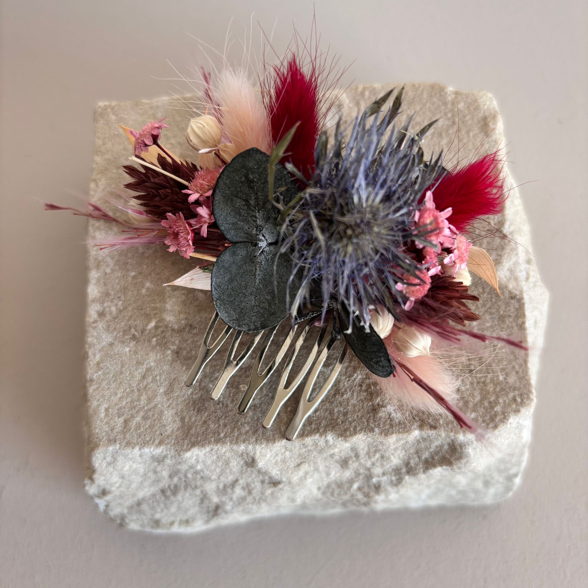 Haarkamm Trockenblumen Eukalyptus rosa rot - OUTLET