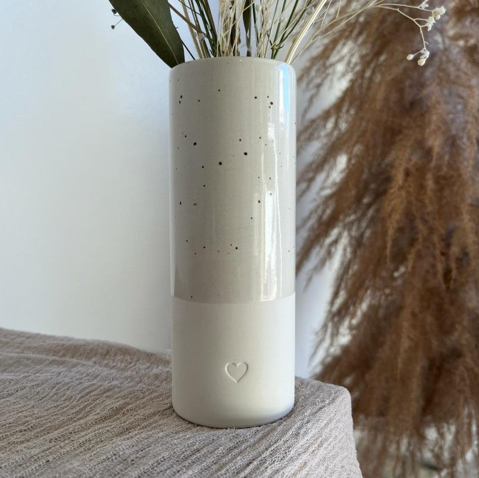 Eulenschnitt Steingut-Vase Herz weiß – Lykke&You