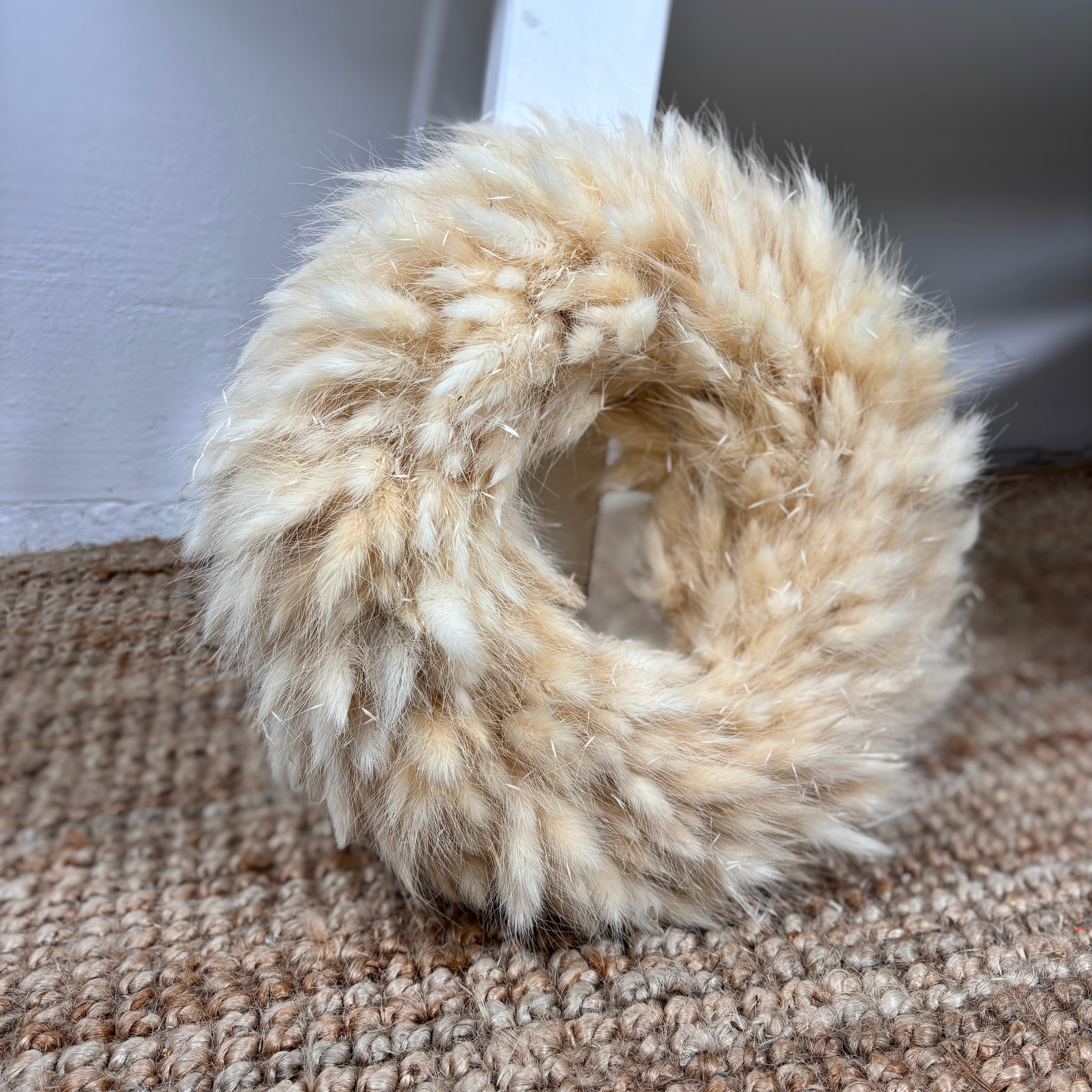 rustikale Schönheit: Trockenblumenkranz Lagurus hellbeige - Lykke&You GmbH