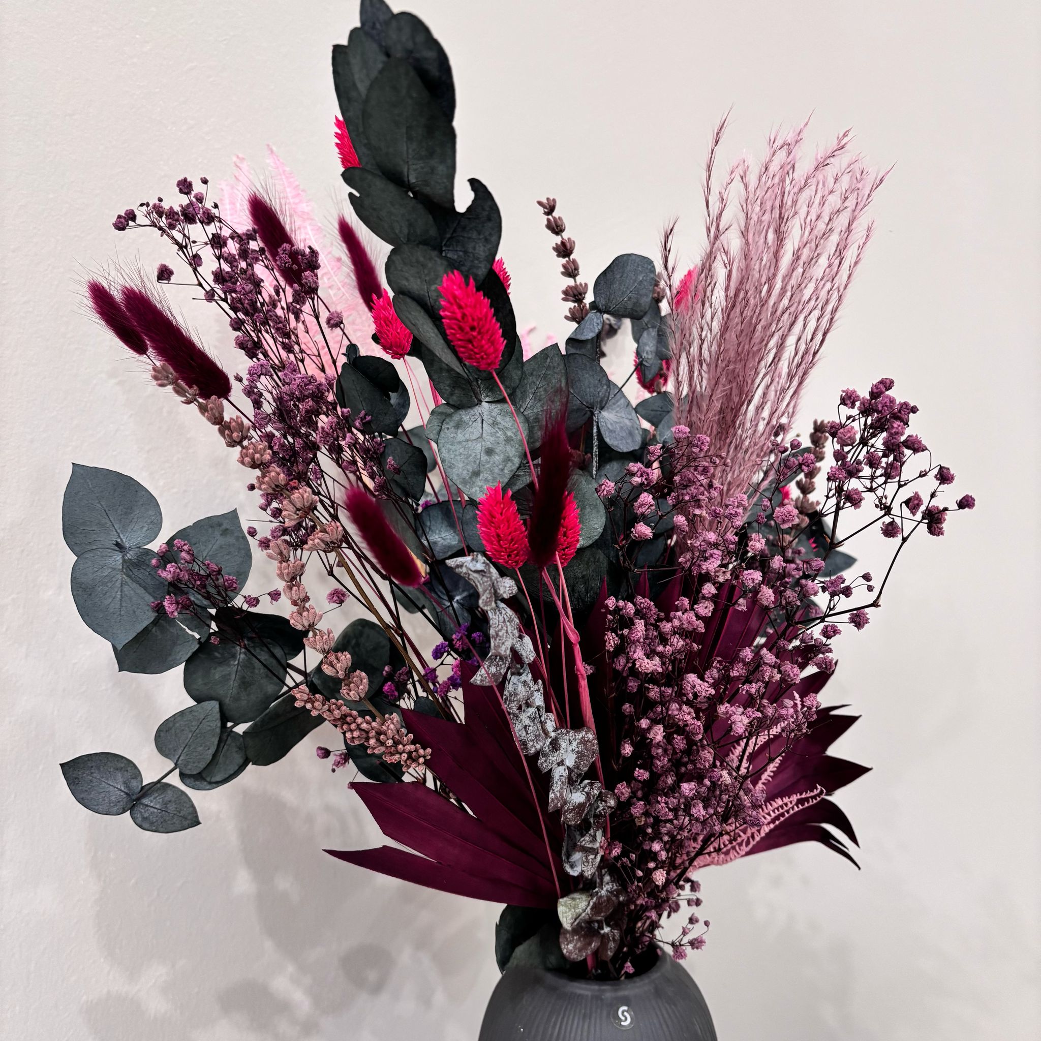 Touch of Berry: Zeitlose Eleganz in Beerentönen - Trockenblumenstrauß fürs ganze Jahr - Lykke&You GmbH