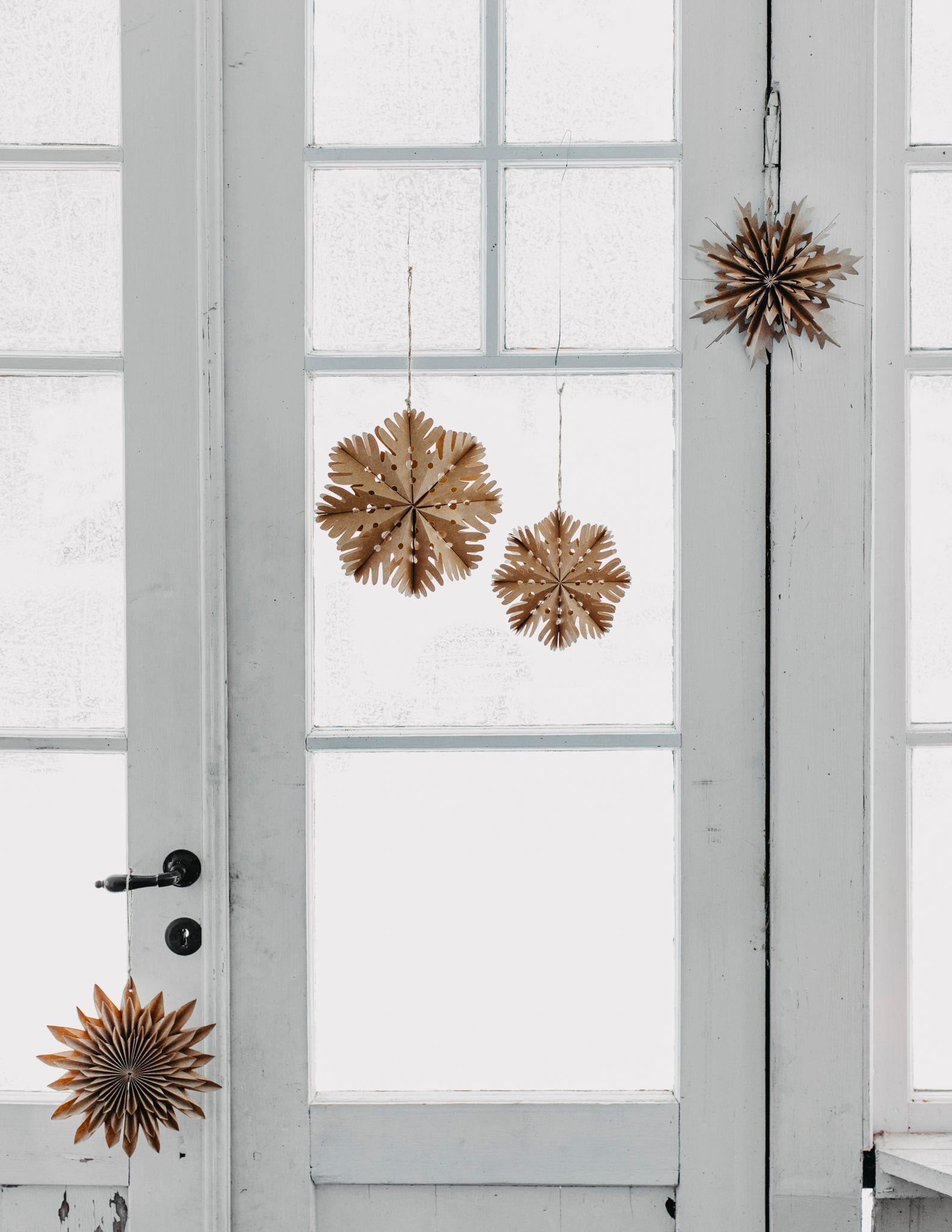 BUSTERUD Weihnachtstern aus Papier braun Small - Lykke&You GmbH