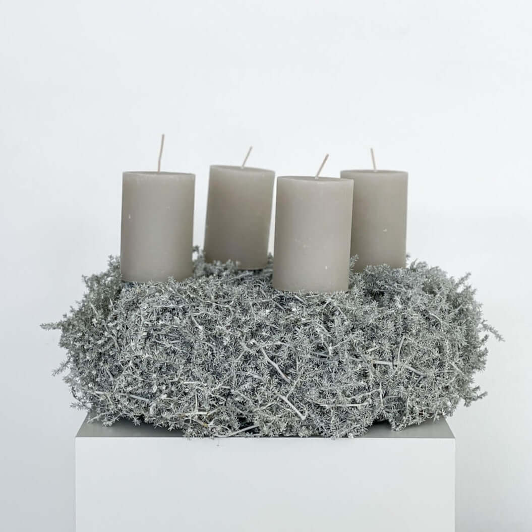 Adventskranz silber Spargelkraut Trockenblumen – Lykke&You