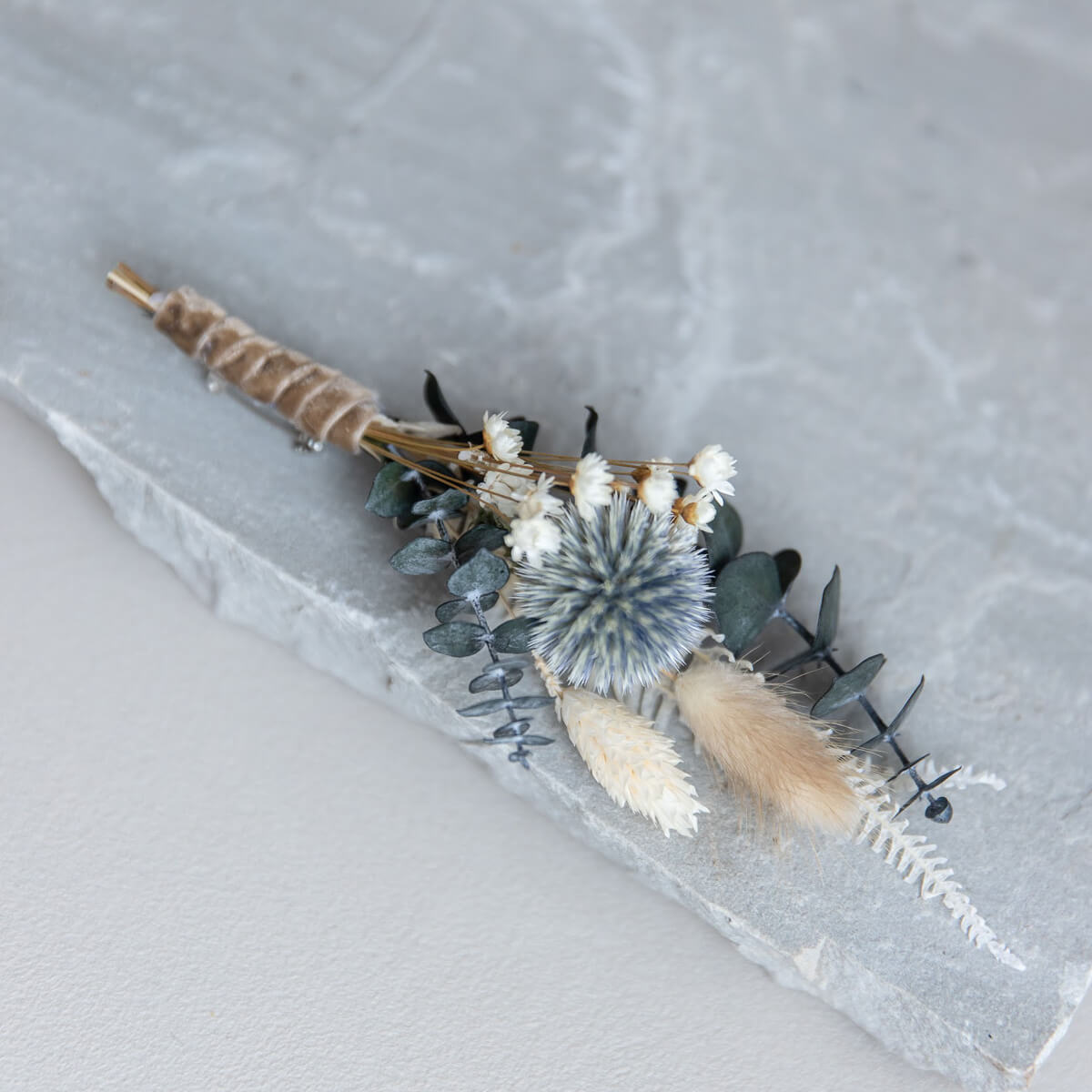 Anstecker Bräutigam I Trauzeuge I Trockenblumen Eukalyptus Kugeldistel - Lykke&You