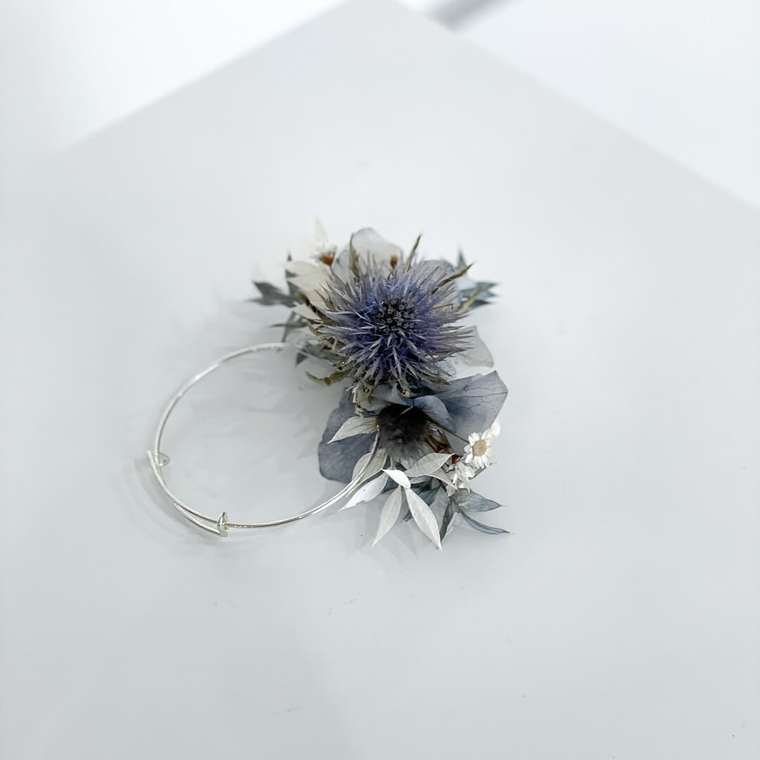 Armband Trockenblumen blau Distel metallic - Lykke&You GmbH