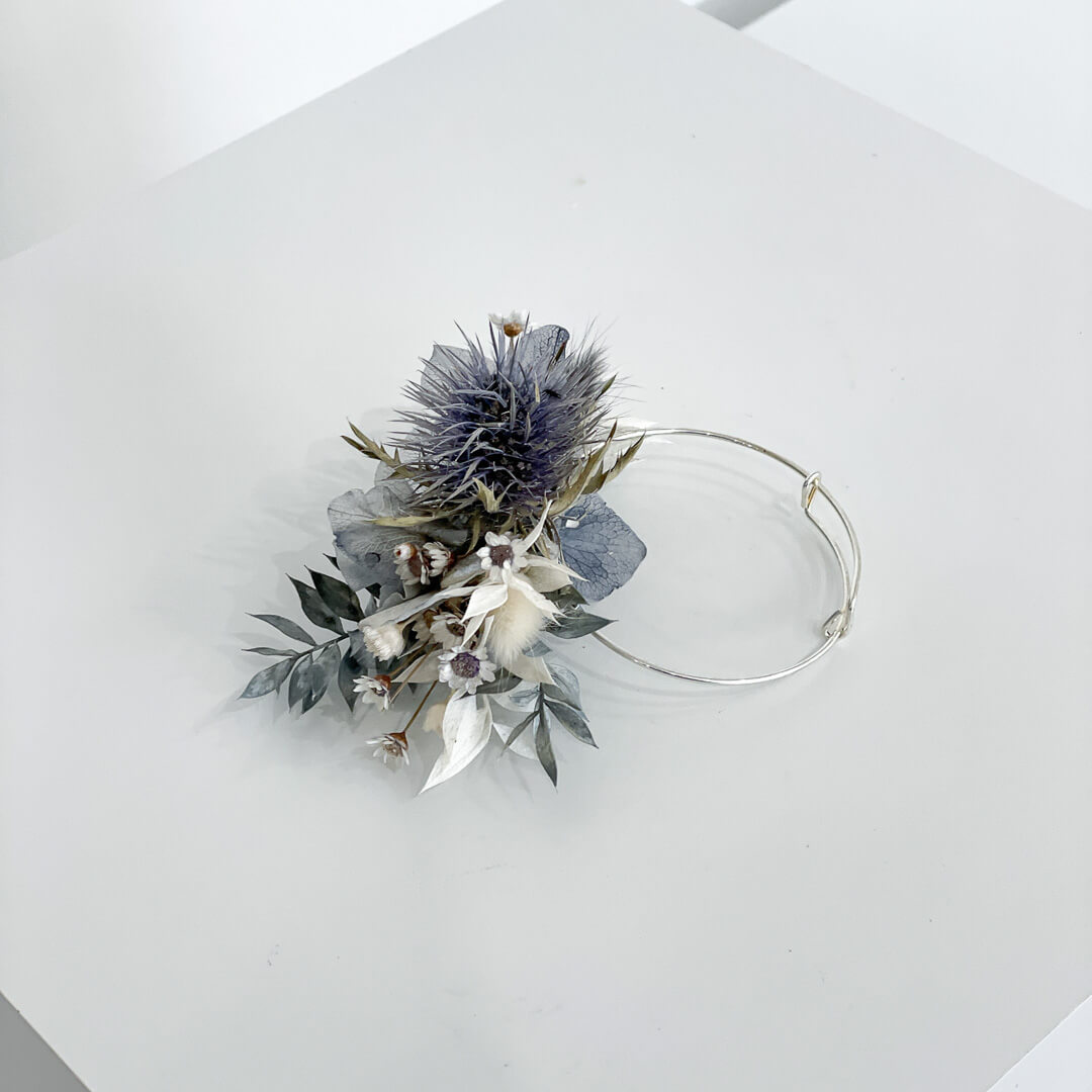 Armband Trockenblumen blau Distel metallic - Lykke&You GmbH
