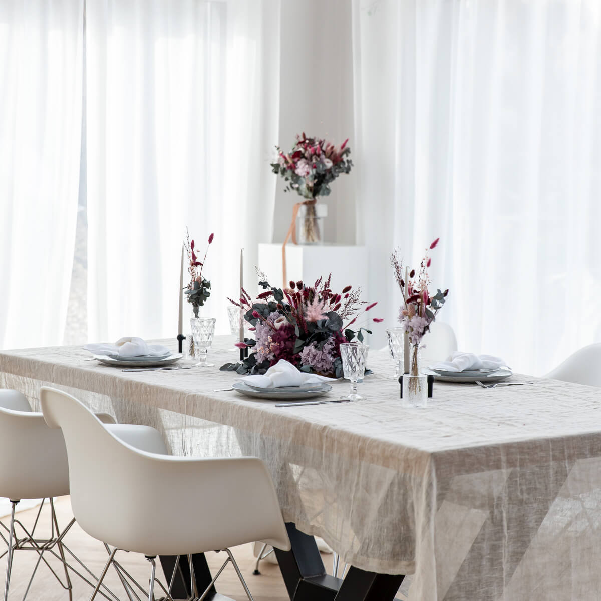 Berry Love: Brautstrauß Trockenblumen in beerigen Tönen - Lykke&You GmbH