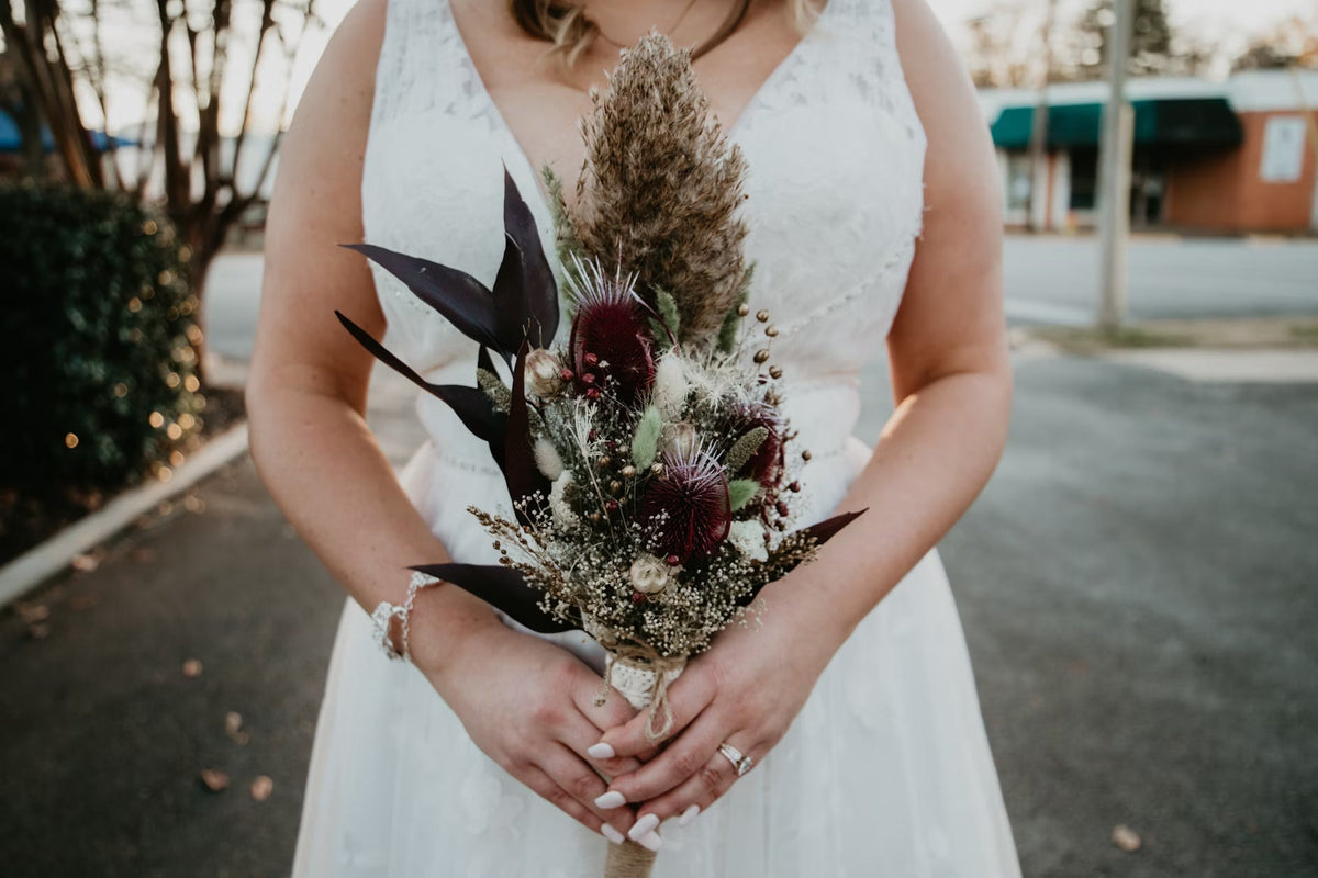 Trockenblumen Hochzeit – Brautstrauß und Tischdeko aus getrockneten Blumen