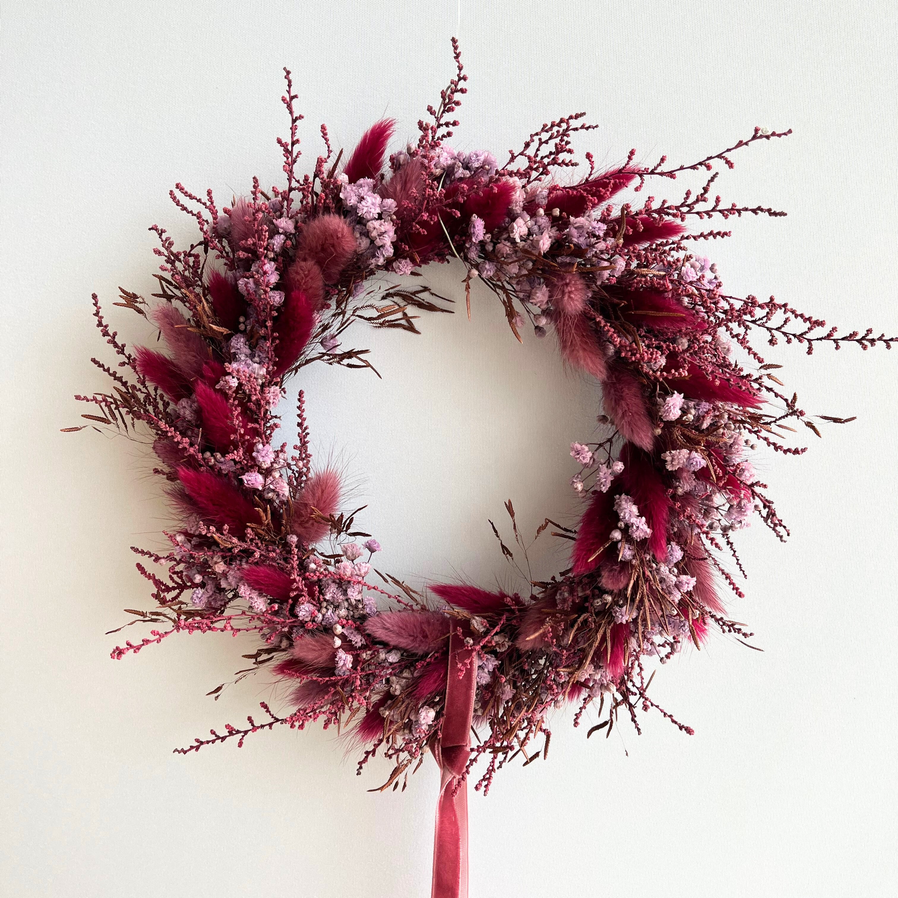 dried flower wreath in Bordeaux