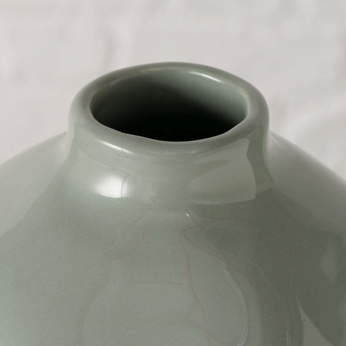 Ogivil Vase - Steingut in grün