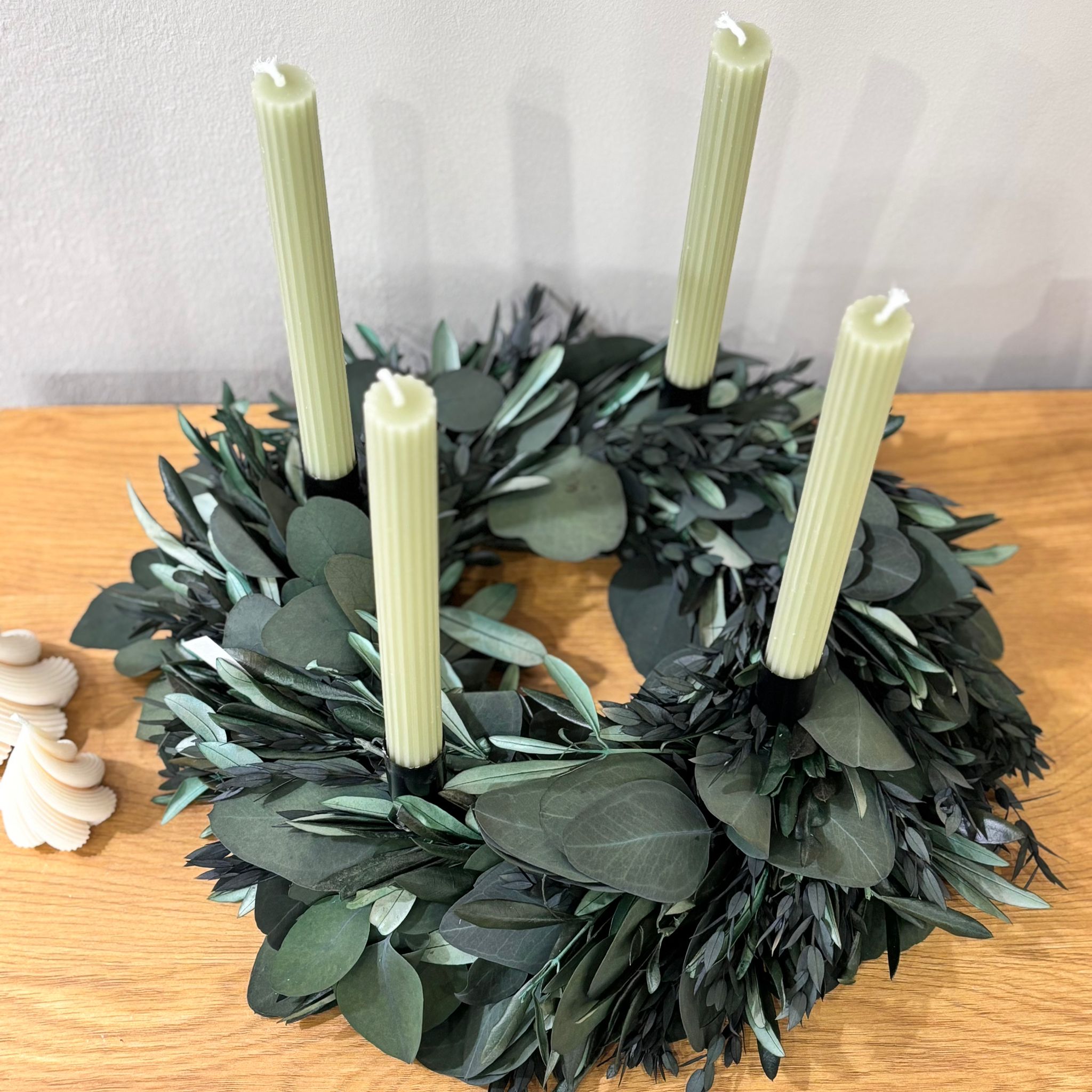 Adventskranz Trockenblumen "Eukalyptus Olive" - grün
