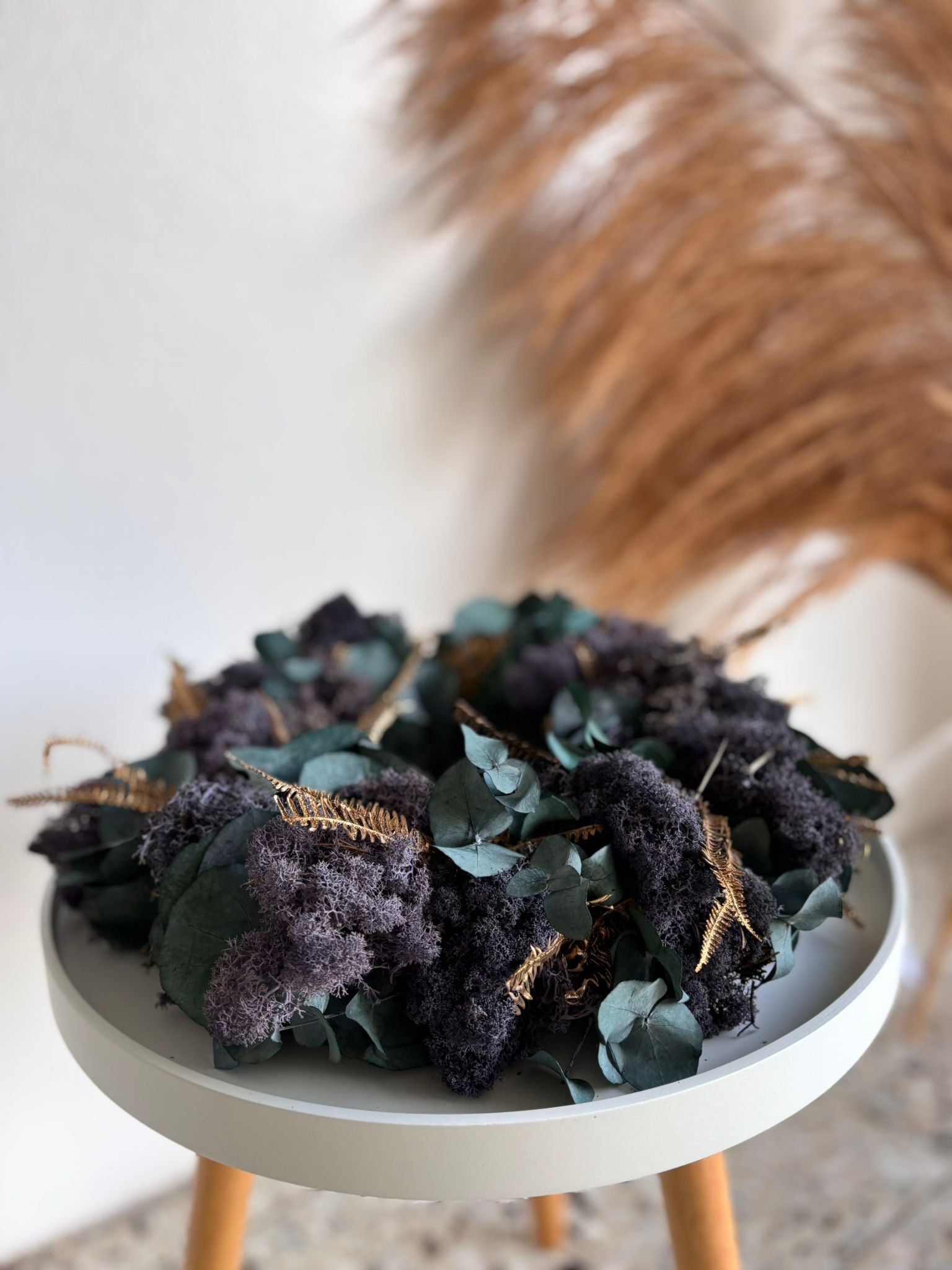 Adventskranz Reindeer Moos  - lila gold