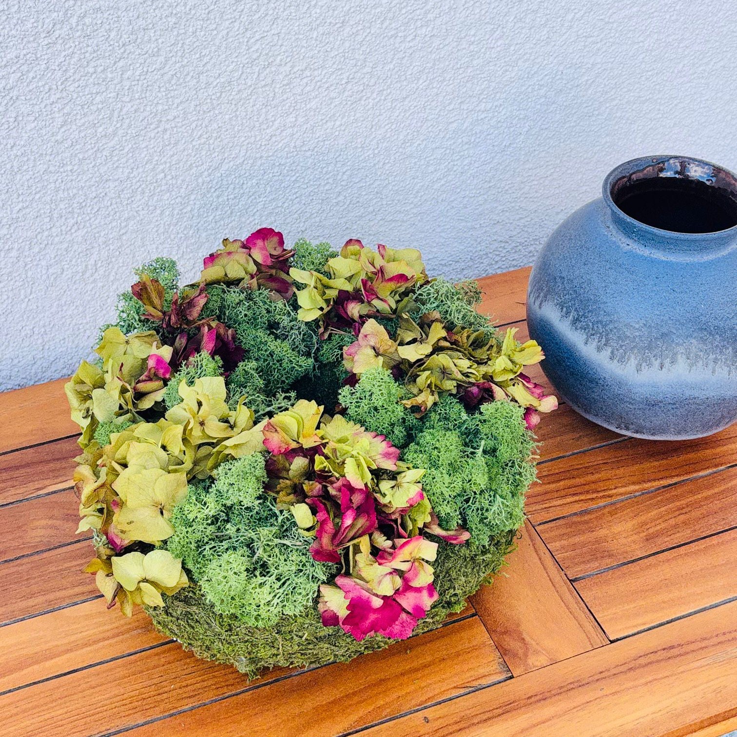 Moss & Berry – Mooskranz mit Hortensie