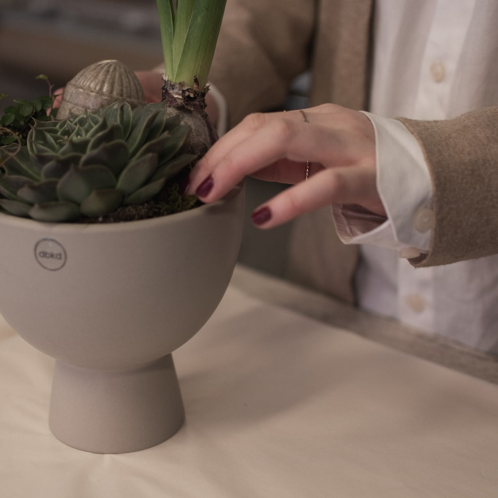 dbkd Figure Vase mit breiter Öffnung I Pot