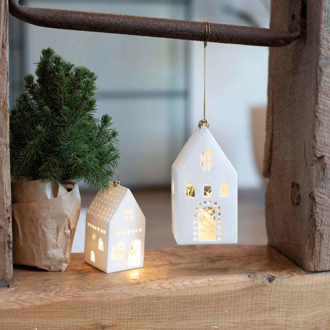 RÄDER Hanging Light House - white porcelain