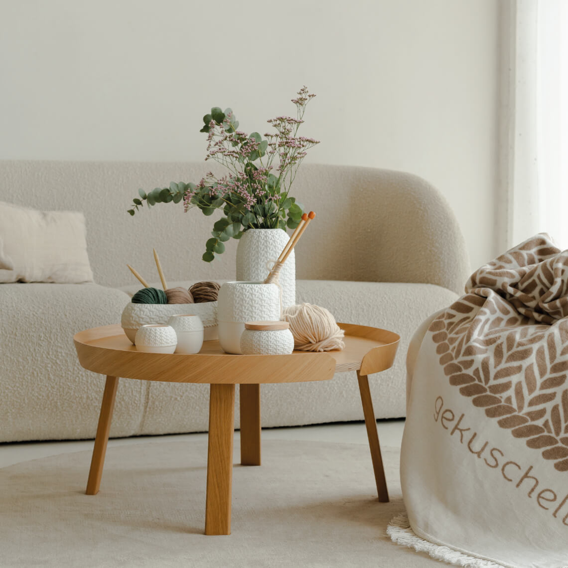 RÄDER Vase „Strick“ – Design mit Reliefstruktur aus Porzellan - Lykke&You GmbH