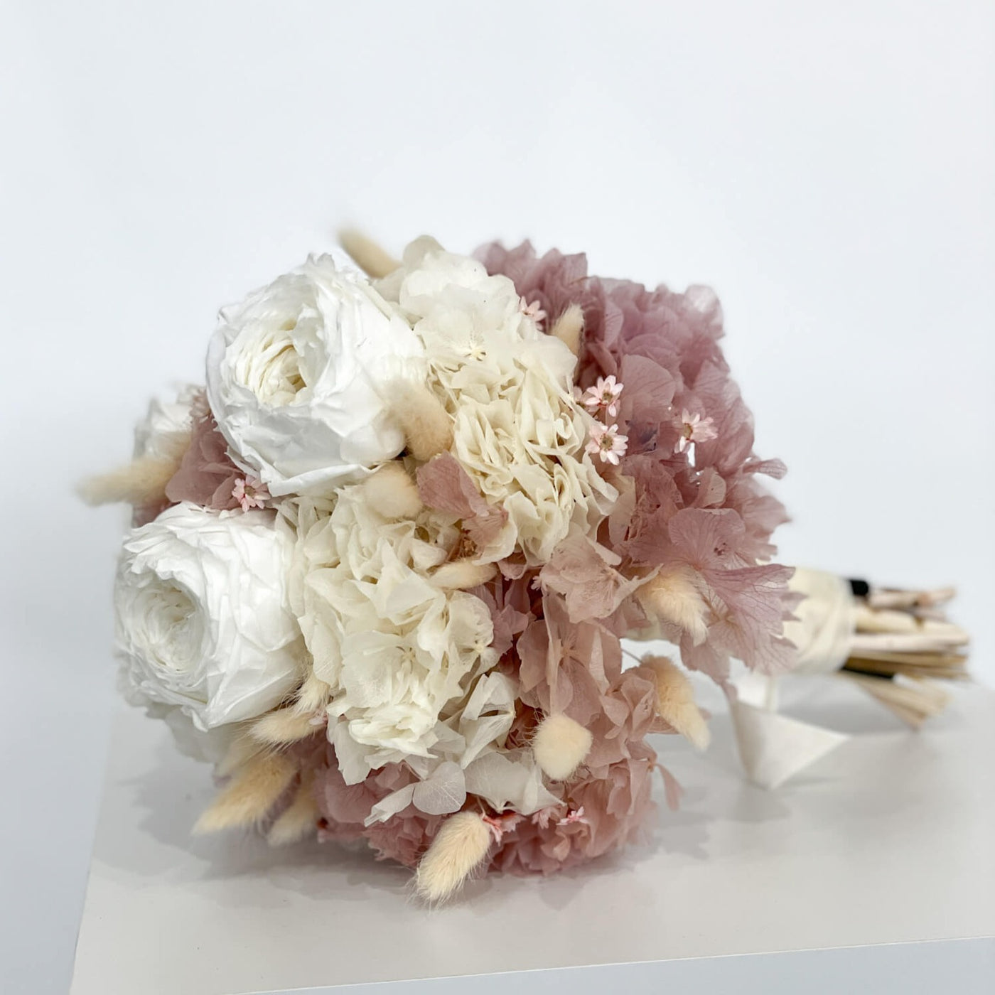 Brautstrauß Trockenblumen Rose Hortensie