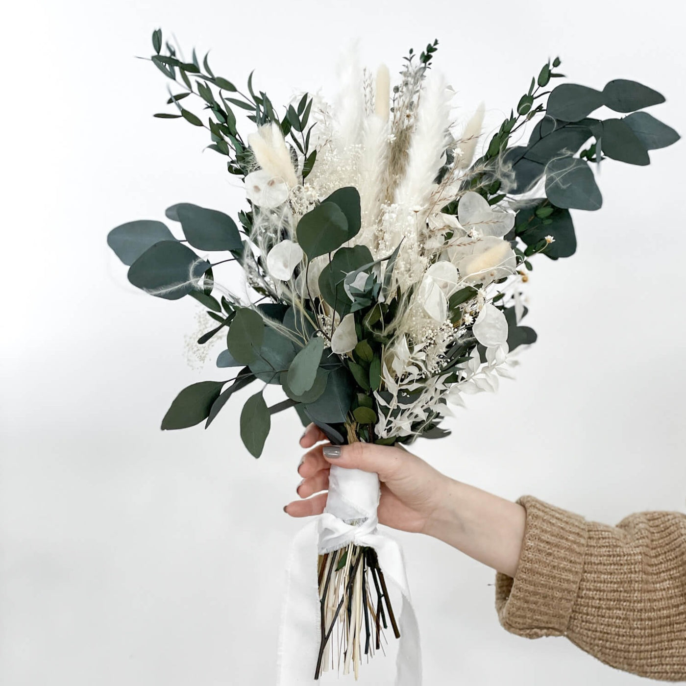 Brautstrauß Trockenblumen Eukalyptus Sarah | 60 cm | Boho Hochzeitstrauß - Lykke&You