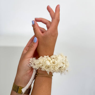 Armband Trockenblumen weiße Hortensie