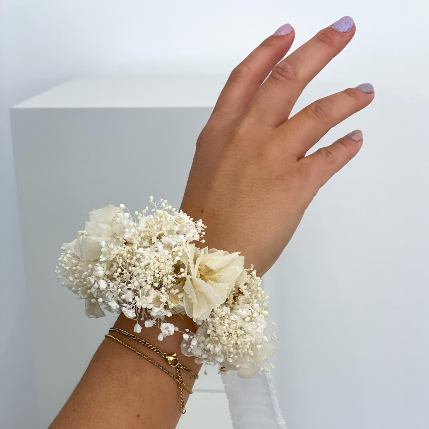 Armband Trockenblumen weiße Hortensie