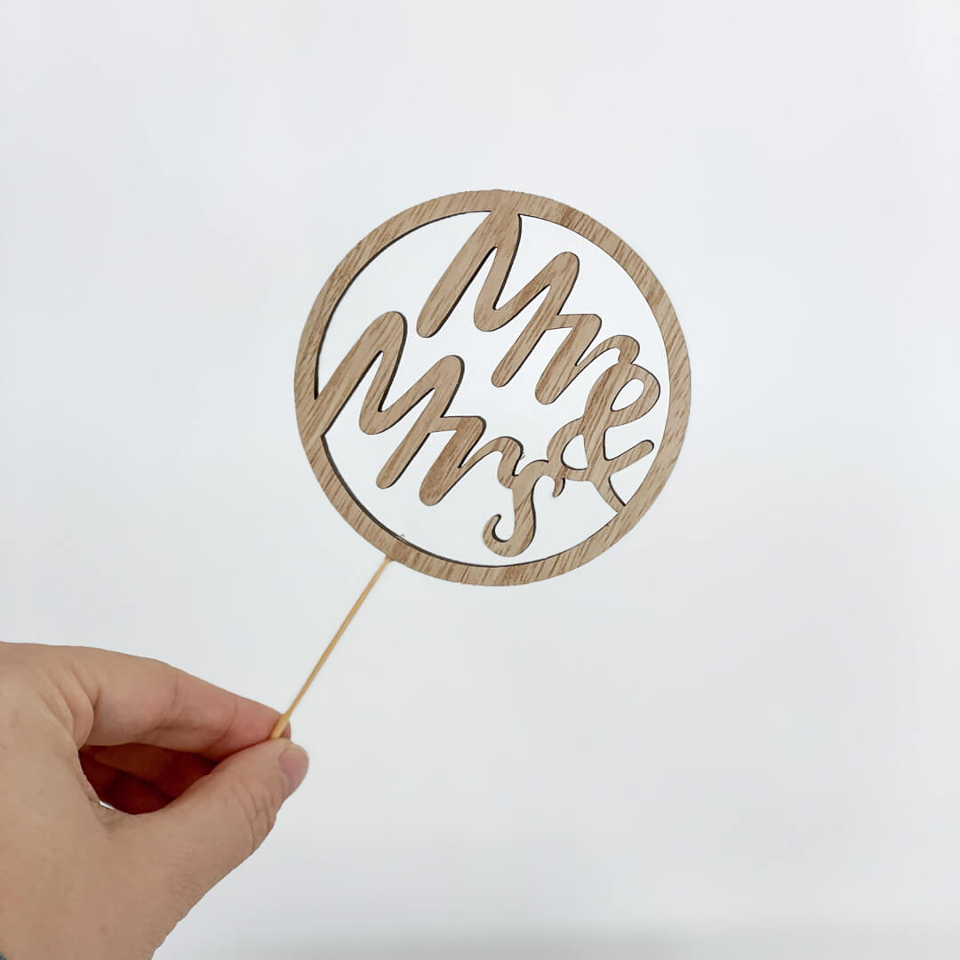 Wooden cake topper Mr&amp;Mrs