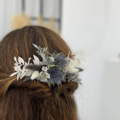 Haarkamm Trockenblumen weiß blau I Hochzeit, Kommunion, Blumenmädchen - Lykke&You