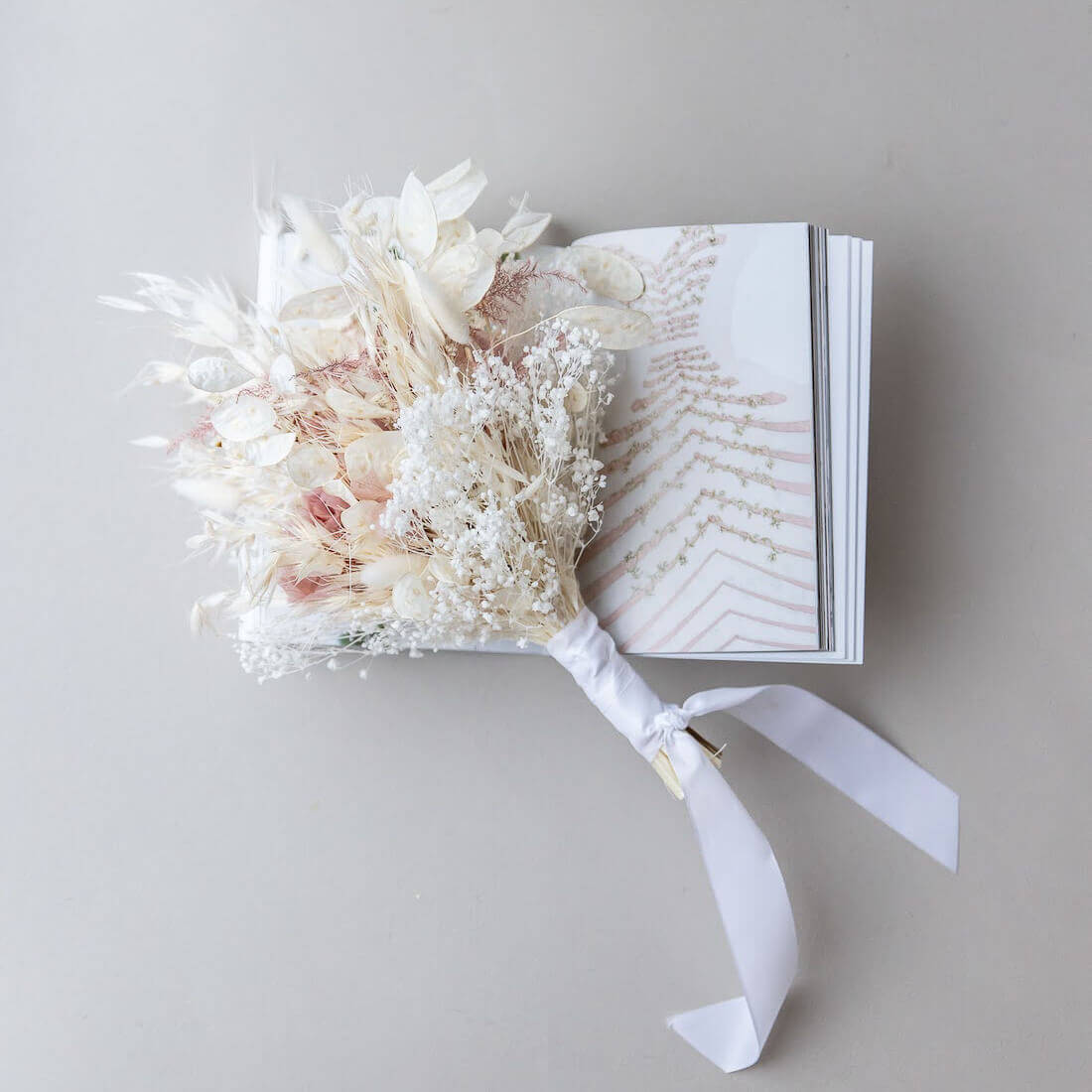 Brautstrauß Trockenblumen rosa weiß | Hochzeitstrauß Hortensie - Lykke&You