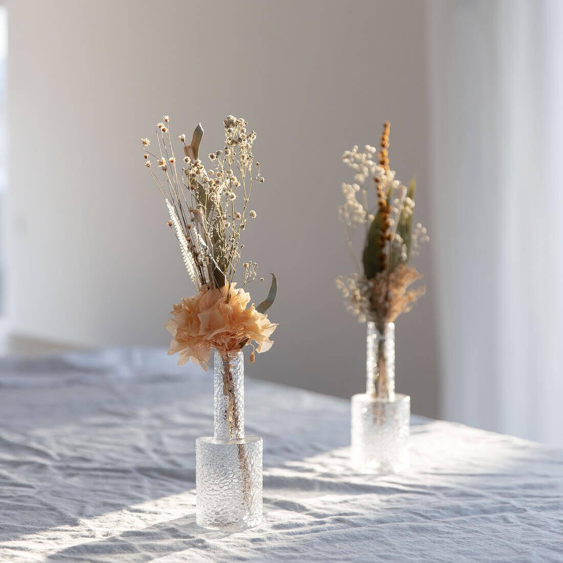 Dried flower bouquet table decoration apricot