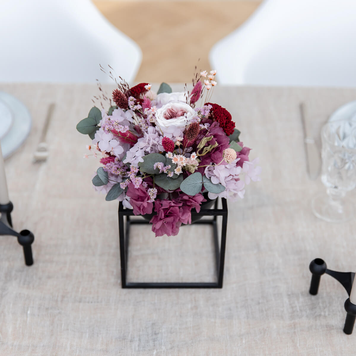 Dried flower arrangement Berry: Elegant flowers in berry tones