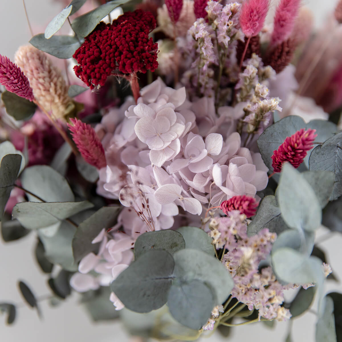 Dried flower arrangement Berry: Elegant flowers in berry tones