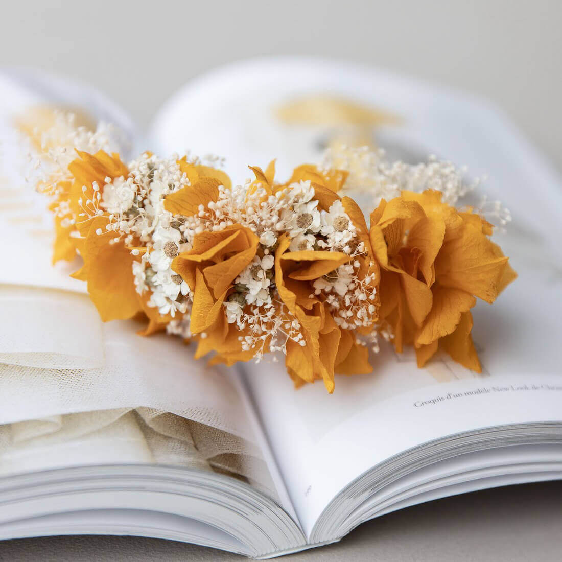 Armband Trockenblumen weiß terracotta - Lykke&You GmbH