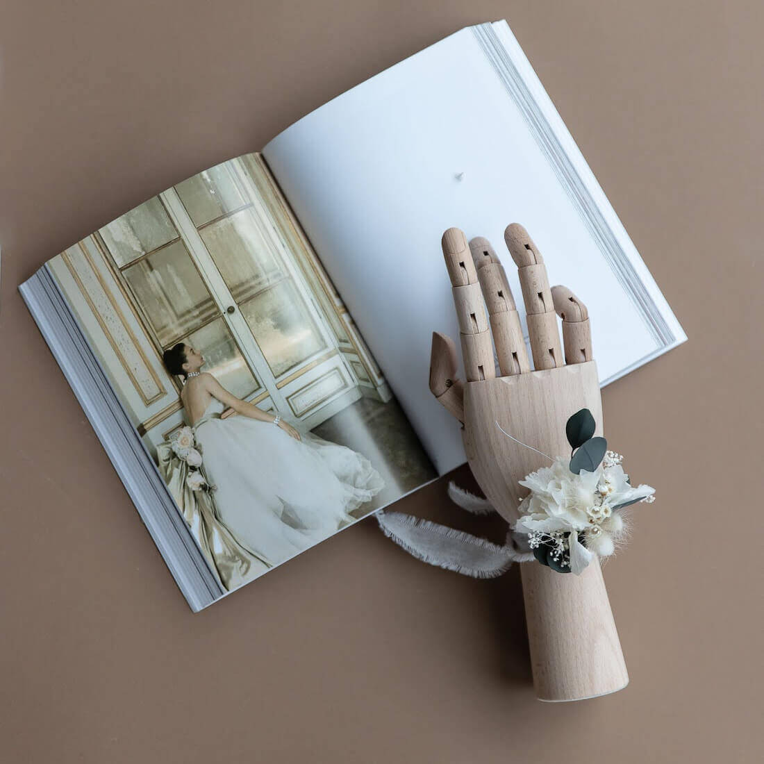 Armband Trockenblumen Eukalyptus grün weiß - Lykke&You GmbH