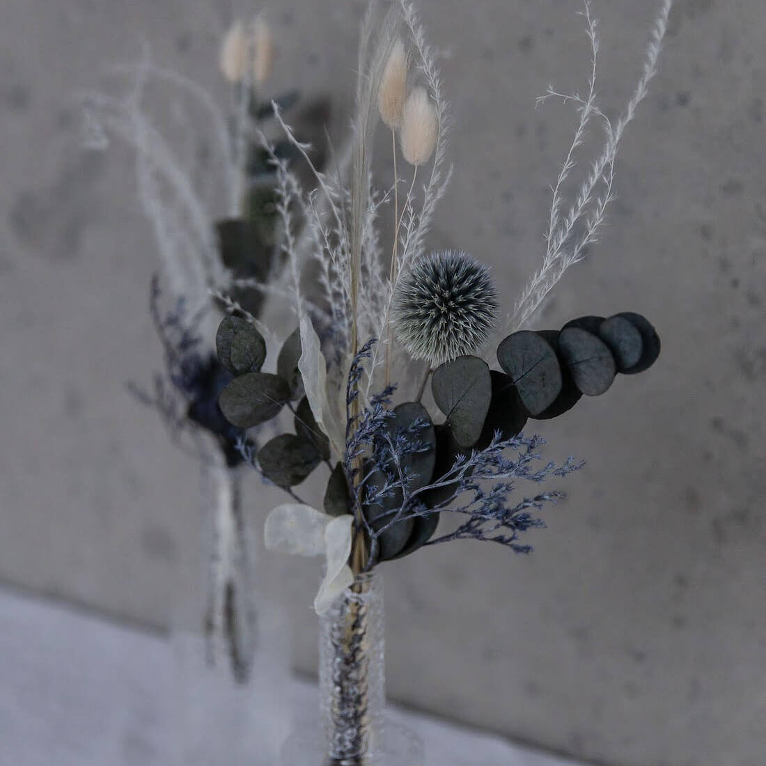 Trockenblumenstrauß Mini Tischdeko Eukalyptus blau Outlet - Lykke&You GmbH