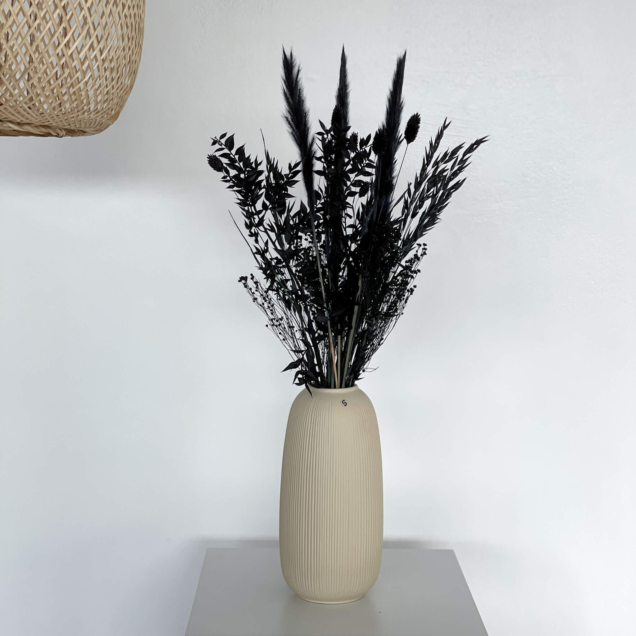 Trockenblumenstrauß Schwarz - Lykke&You GmbH