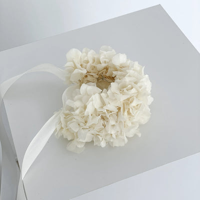 Armband Trockenblumen Hortensie | weiß | Hochzeit, Kommunion, Blumenmädchen - Armband Trockenblumen